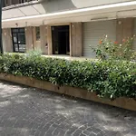 A Due Passi Da Trastevere