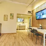 Lovely 2 Bedroom Apartment By Yourhost