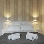 Walker Rooms