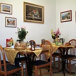 Emanuela Guest House