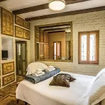 Fontana Di Trevi Charming Apartment