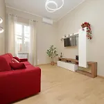 Julius House