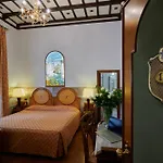 Hotel Farnese