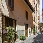 BB Il Re Alla Reginella Guest House