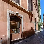 BB Il Re Alla Reginella Guest House