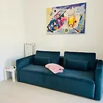 Eur Luxury Nest