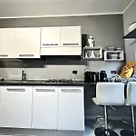 Luxury Apartment With Spa And Free Parking