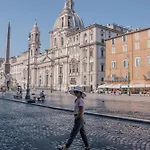 Cozy Navona Apartment