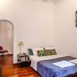 Lovely Apartment In The Roman Old Town