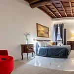 Daphne Trevi Suites