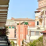 Vatican Glamorous At Passeggiata Del Gelsomino - Free Parking, 4 Guests, Central Rome - Jubilee Ideal