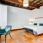 La Farina Rooms