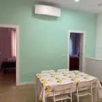 Anthony House, Anthony Floor 3, Castro Pretorio