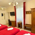 Anthony House, Anthony Floor 3, Castro Pretorio