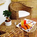 Homs Sweet Home