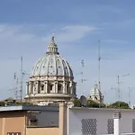 Leonardo Da Vinci Guest House