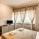 The Dome 3 Bedroom Apartment En Suite