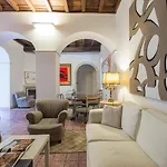 Rsh Spanish Steps Luxury Apartments