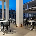 Concept Terrace Hotel