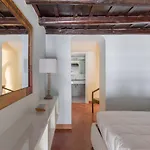 Iflat Pantheon Historic Two-Story Apartment
