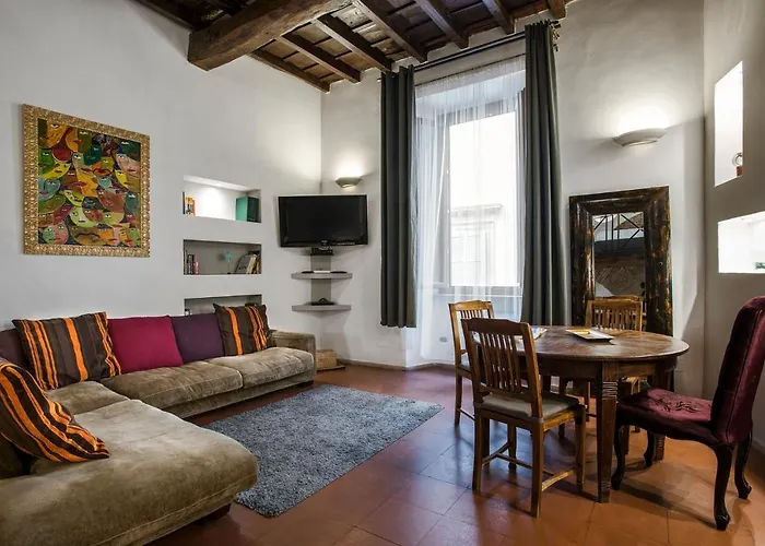 Charming Pantheon Apt In The Heart Of Rome