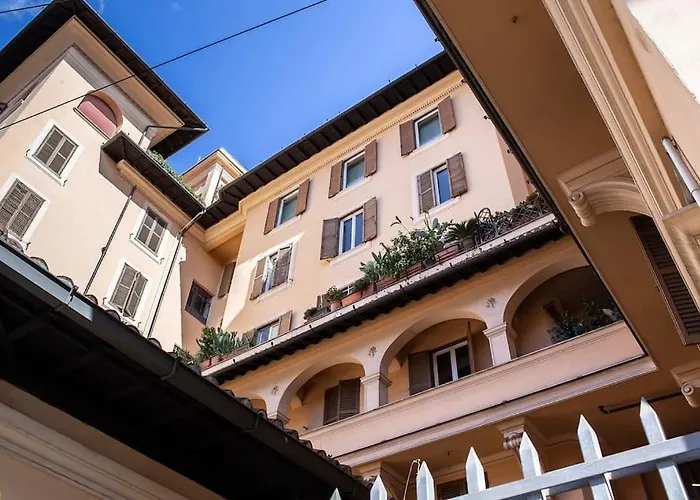 Heart Of Rome-Napoleone Apartment-10 To Colosseo