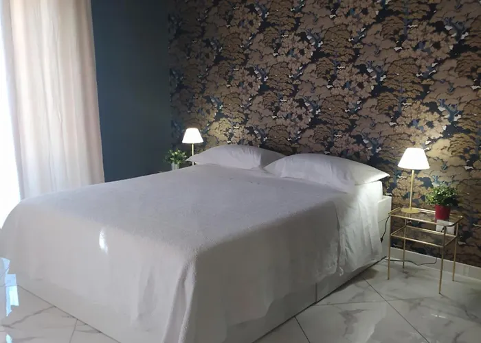 Linda\'S Guest House