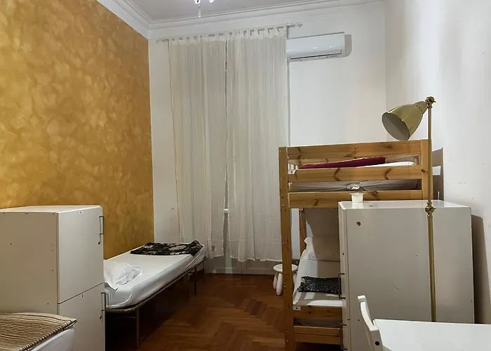 Varese Guest House