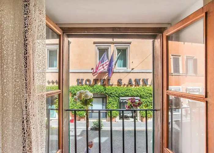 Vatican Little Suite