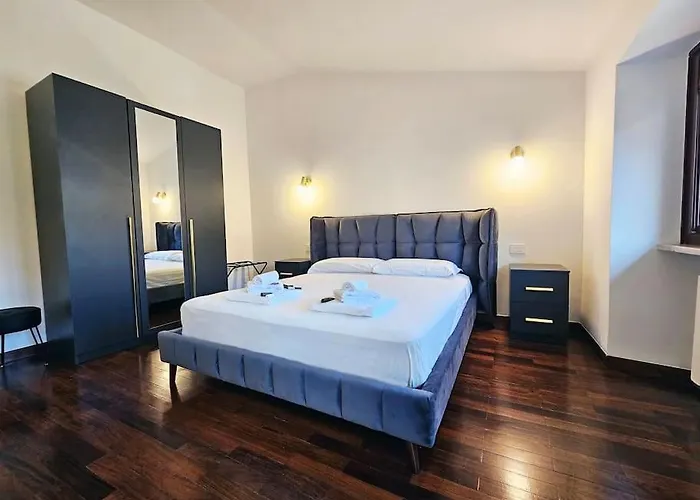 Gabri 19 - Elegant Escape In Piazzale Flaminio