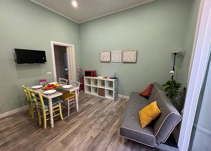 Campani 44- 2 Bedrooms Sleeps 6