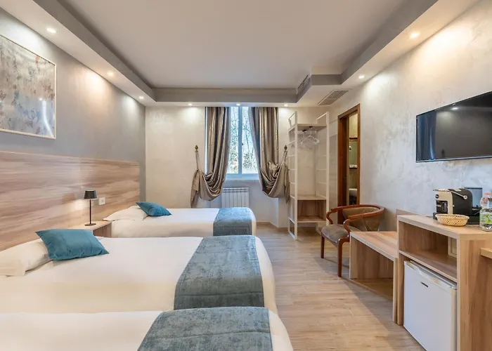 Leone D\'Oro Guesthouse - Close To Piazza Vittorio