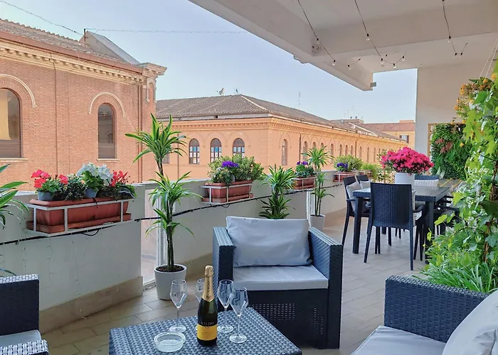 La Dolce Vita Of Via Veneto - Prestigious Apartment With Wonderful Terrace In The Historic Center