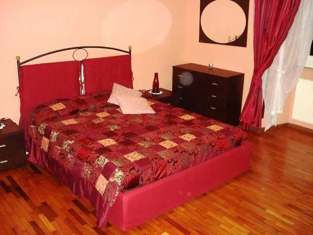 B&B Tropical