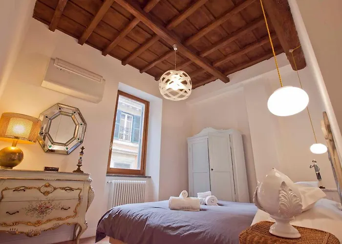 Monti Borgia Design Apartment