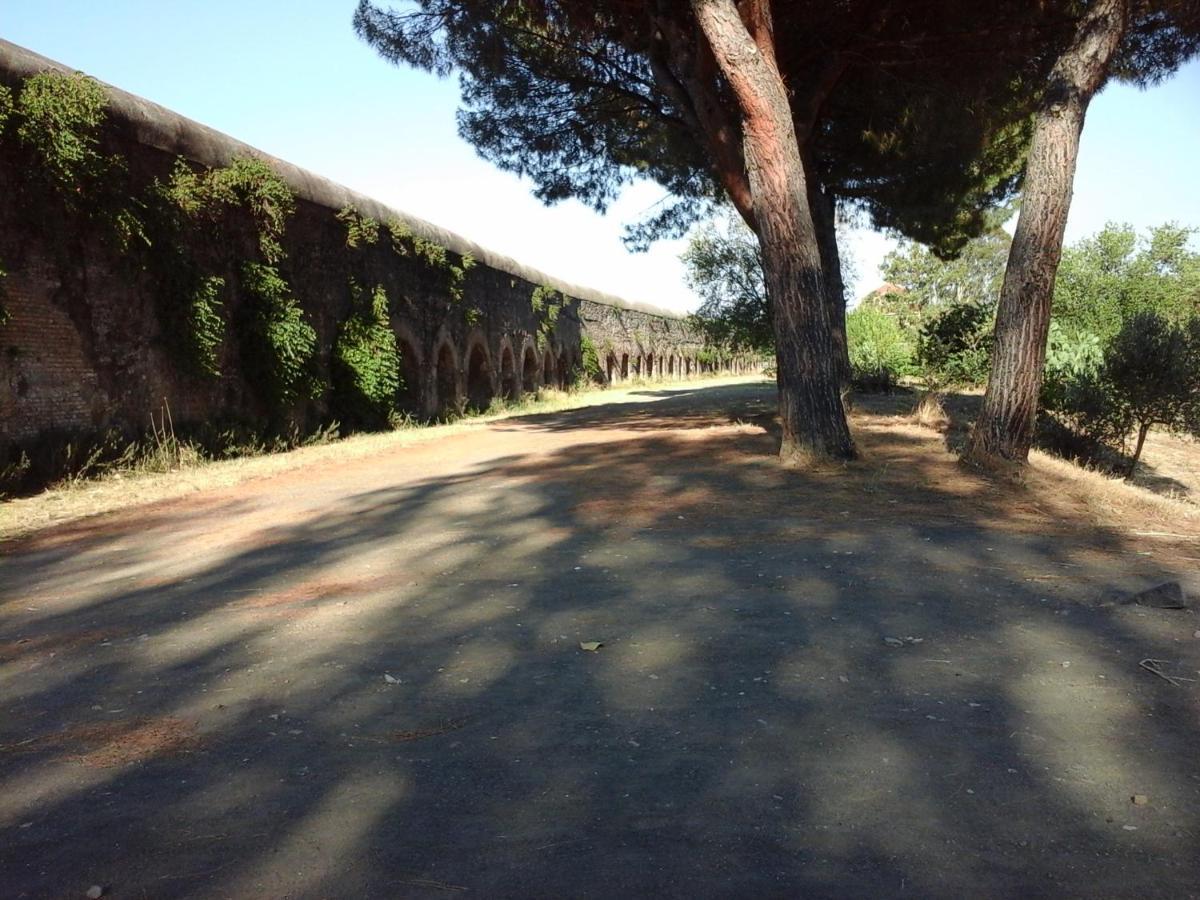 Near Metro' Line - Only Wc In The 15 Minutes To Termini Station 20 To Spagna Square - In The Night Bus Roma