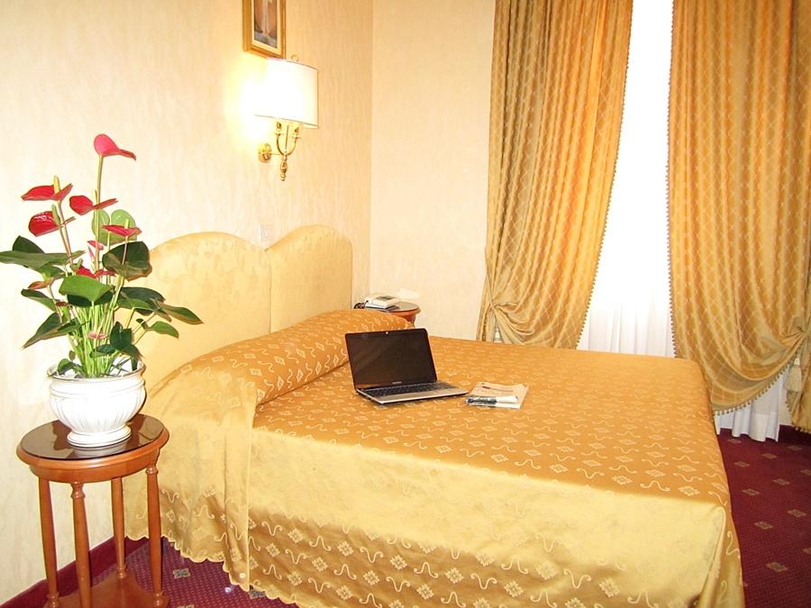 Siviglia 3* Rom