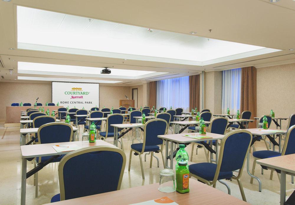 Hotel Courtyard By Marriott Park 4*