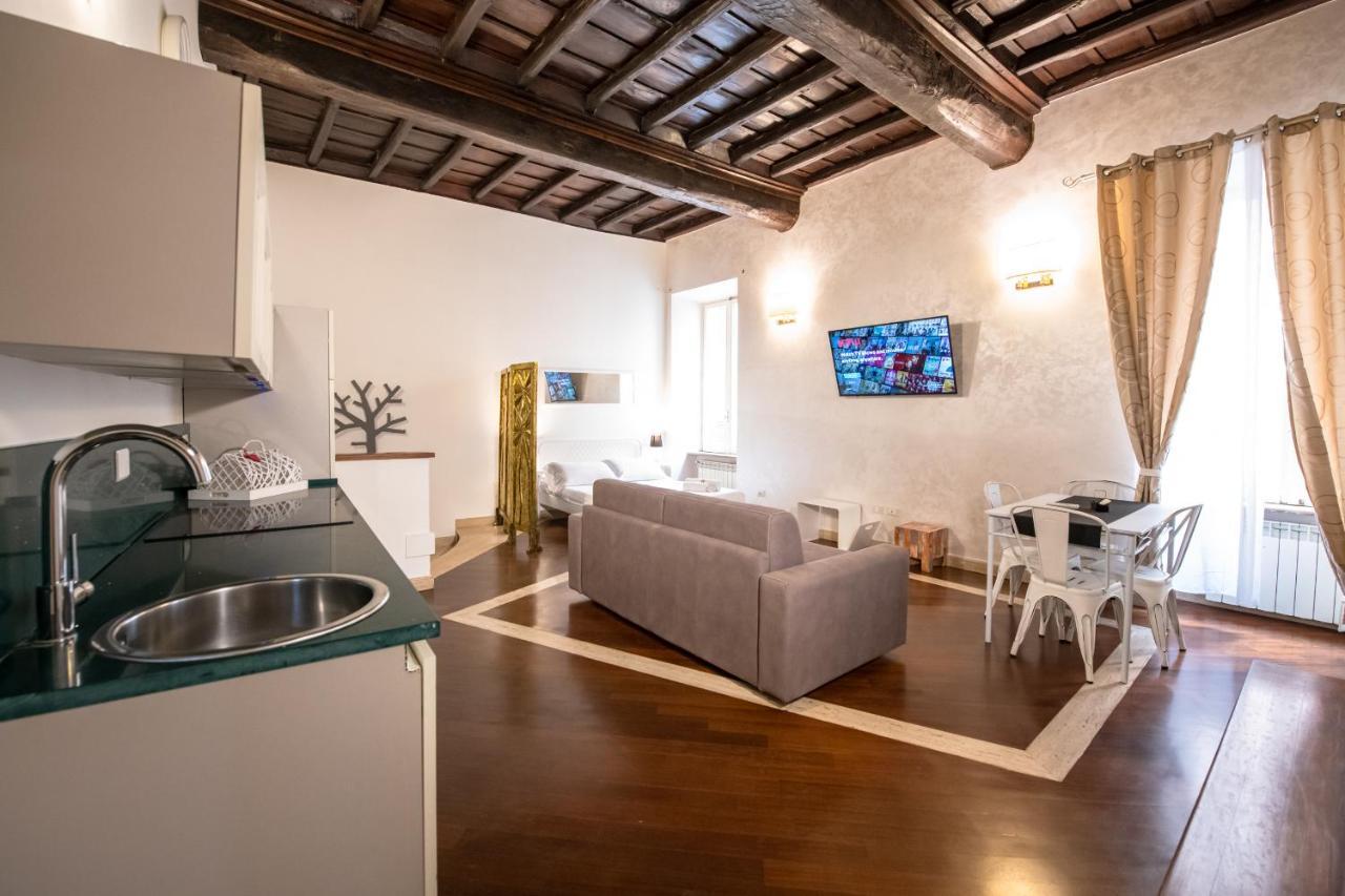 Magenta Collection Crociferi 2 Apartment Rom