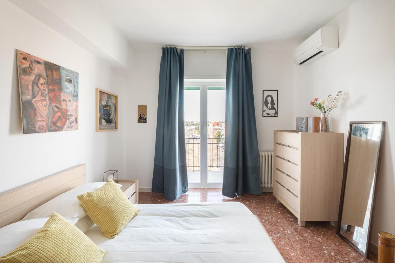 Amoretti Apartment, 6 Persone, 3 Camere, 2 Bagni, Balcone, Wi-fi, Metro B Monti Tiburtini Appartamento