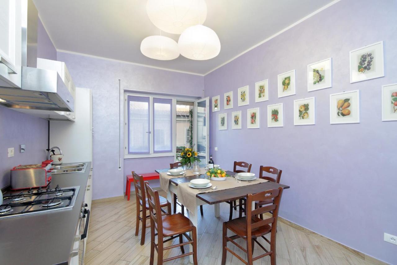Deco's Place Teodora Leilighet