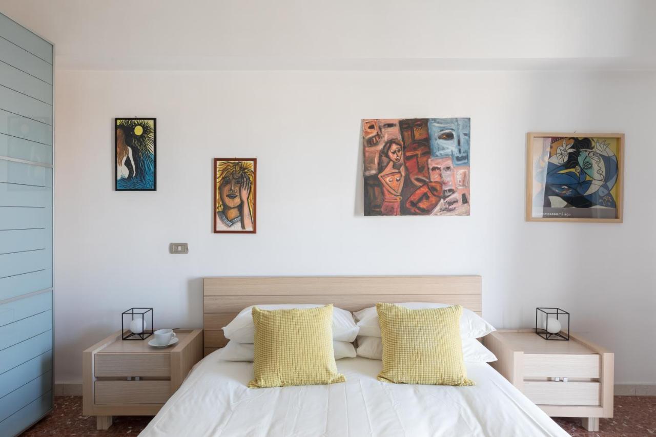 Appartamento Amoretti Apartment, 6 Persone, 3 Camere, 2 Bagni, Balcone, Wi-fi, Metro B Monti Tiburtini