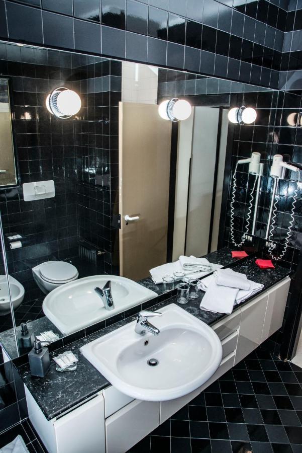 - Walk To Navona - Full Kitchen - Fast Wi-fi & A-c Apartamento