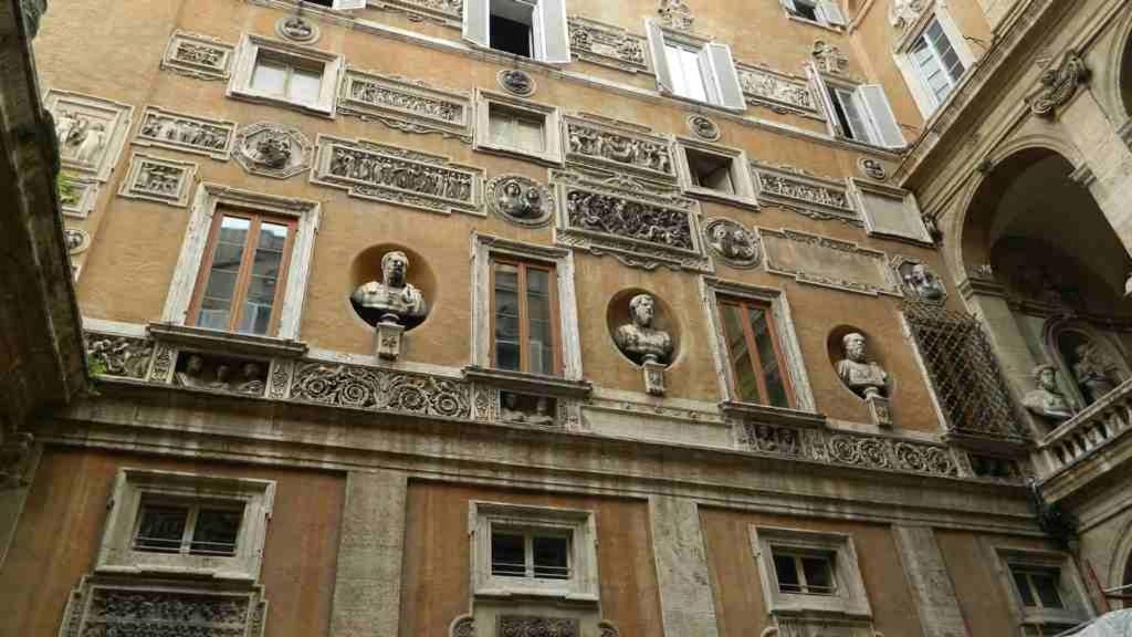 Casa Funari Roma