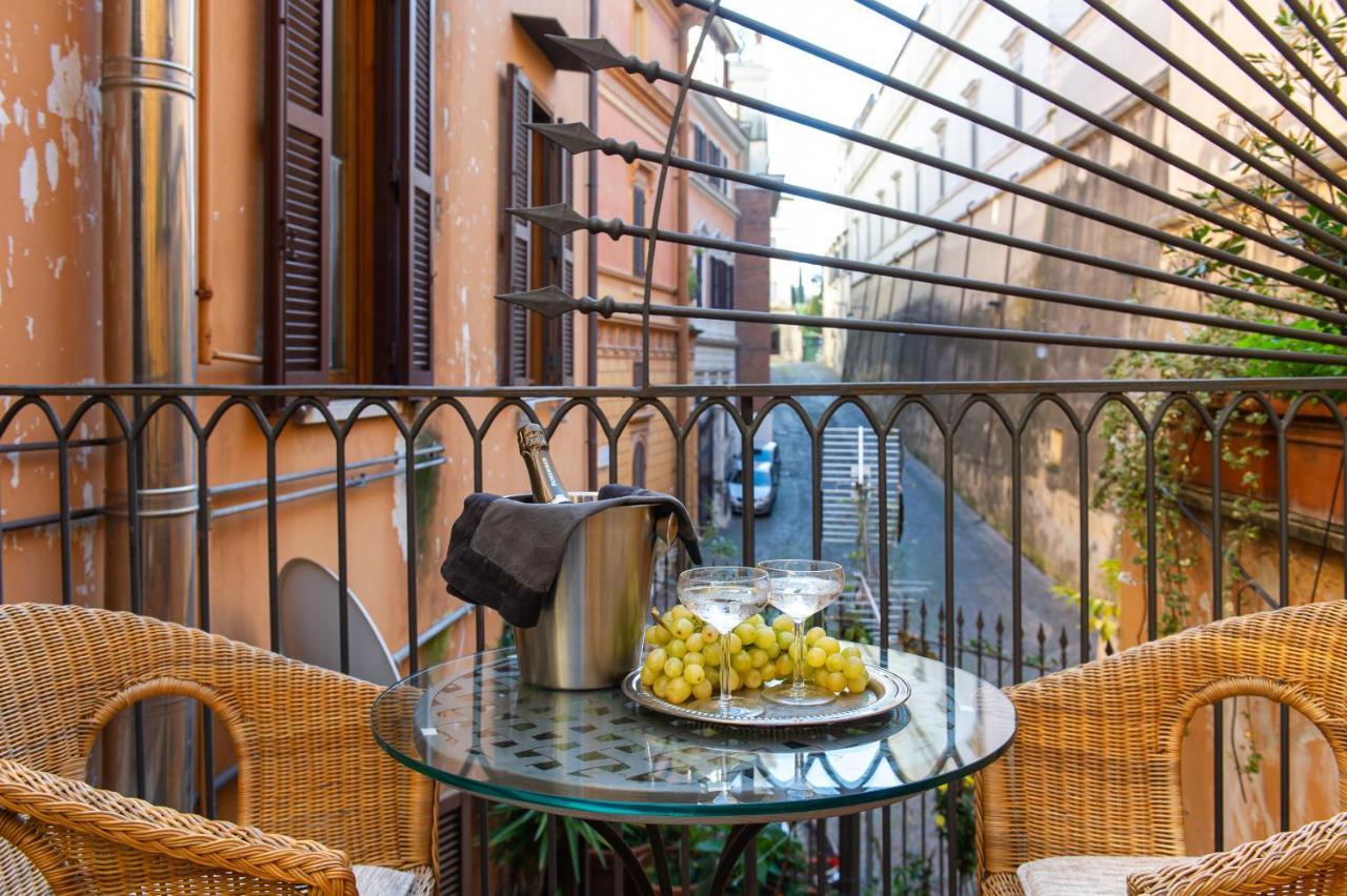 4 Fontane 156 Luxury Apartamento