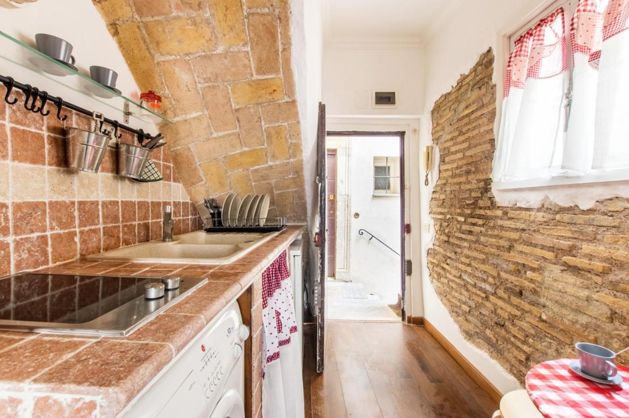 Italy Charming Stay- Campo Dé Fiori 3 *