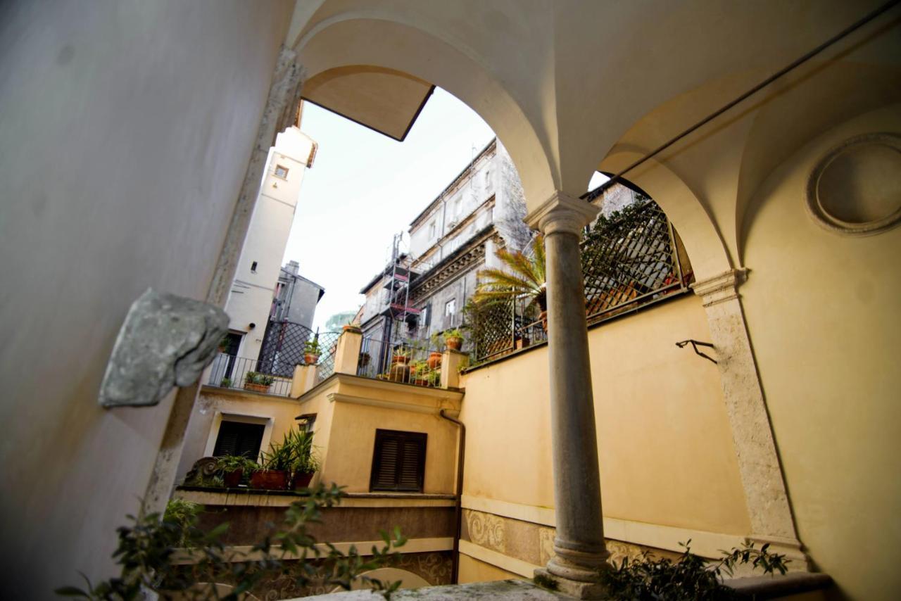 Bruno Domus Antiqua Apartment Rome