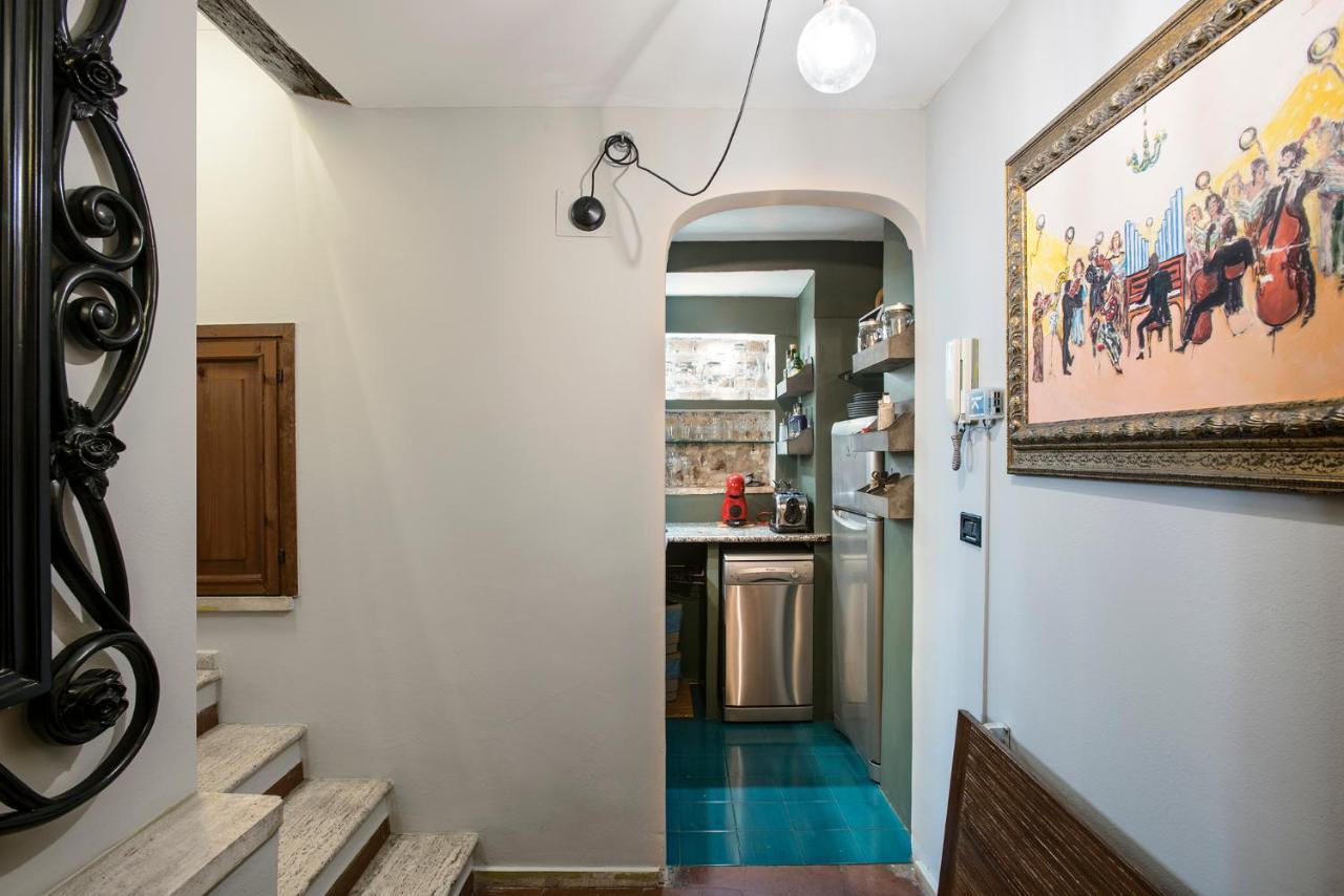 Charming Pantheon Apt In The Heart Of Rome Apartamento Roma