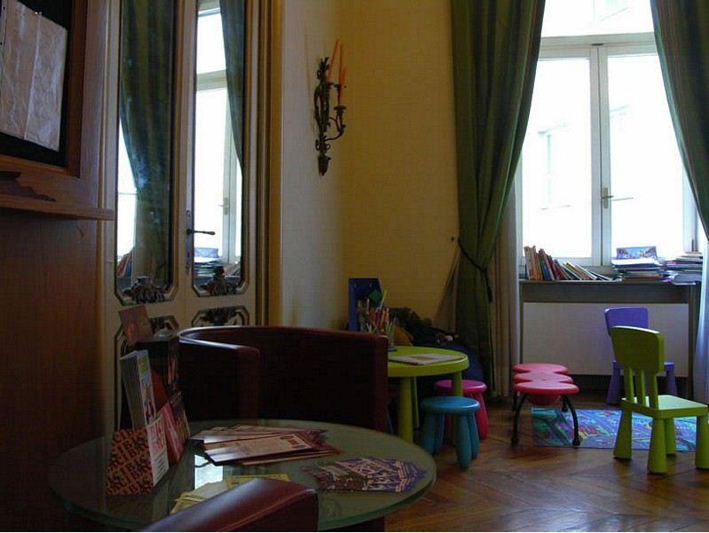Rex Hotel