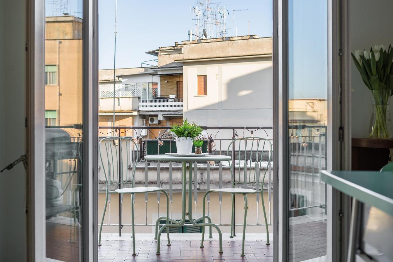 Lilla Hem * Roma